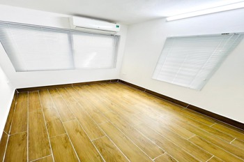 Nhỉnh 4 tỷ có nhà nhỏ xinh Cát Linh | Lô góc, ngõ nông, 3 bước ra phố cổ