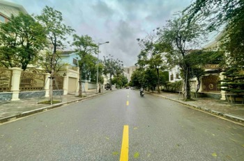 Biệt Thự Văn Phú Hà Đông Mặt Tiền 10m - Giá Tốt Nhất