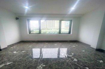 Nhà Mặt Tiền Đê La Thành - Giá Rẻ - Vị Trí Đẹp