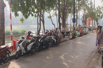 Mặt phố Trấn Vũ - Ba Đình: 131m2 x 5 tầng, MT 16m, View Hồ Trúc Bạch - Lợi nhuận cao