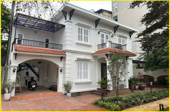 Siêu phẩm Biệt Thự Nhà Vườn Nguyễn Hoàng Tôn: Mặt Tiền Lớn, Oto Tránh, Giá Đầu Tư