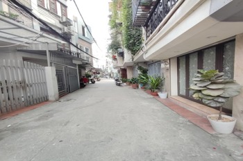 Bán Nhà Phố Đường Láng 87m2, Mặt Tiền 5m, Giá Chỉ 9 Tỷ - Vị Trí Đắc Địa