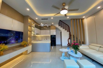 Bán nhà Hoàng Mai 42m2 Full Nội Thất - Giá Tốt, Pháp Lý Sổ Đỏ