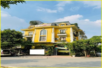 Siêu phẩm Biệt Thự VIP Phạm Văn Đồng - Góc 3 Thoáng - 400m2 - 5 Tầng