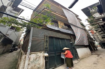 🏡 Siêu phẩm Lạc Long Quân: Lô góc, Ô tô đỗ cửa, Gần Hồ Tây | Giá 15.5 tỷ