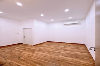 Bán Nhà Mai Dịch - Cầu Giấy Giá Tốt: 75m², 20.8 Tỷ, Vị Trí Đắc Địa