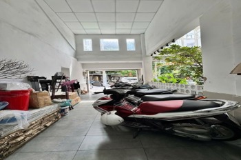 Gấp Bán Nhà Đất Mặt Tiền Quận 3 - Giá Tốt, Kinh Doanh Đa Năng