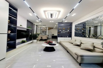 Nhà Đội Cấn Đẹp Như Khách Sạn, Full Nội Thất, Xách Vali Ở Ngay - Giá 9.35 tỷ