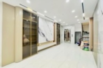 Nhà đẹp giá rẻ Lê Hồng Phong Hà Đông - 5 tầng, Thang máy, Ô tô đỗ cửa - Giá 10 tỷ