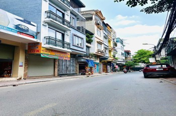 Bán Gấp 3 Lô Đất Lạc Long Quân - Tây Hồ: Ô Tô Vào Nhà, Vị Trí Đắc Địa