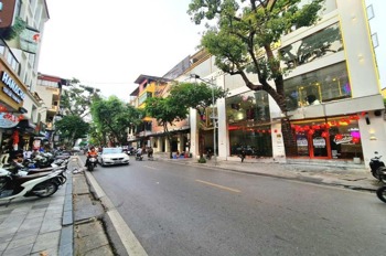 Tuyệt phẩm mặt phố cổ Hoàn Kiếm 200m2 Full Giấy Phép - Vị Trí Vàng