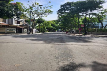 Biệt Thự KĐT Yên Hòa Trần Kim Xuyến: Lô Góc 2 Mặt Đường, 200m², Giá Tốt