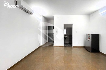 Bán Nhà Mặt Tiền Thủ Đức - 9.8 Tỷ - 123m2 - 5 Phòng Ngủ - Kinh Doanh Sức Lợi