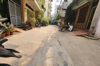 Mặt Phố Nghĩa Tân - 80m2 - Mặt Tiền 5m - Giá Tốt Nhất Khu