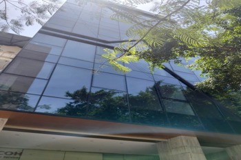 Tòa Văn Phòng Cao Cấp Quận Cầu Giấy - 8 Tầng, 270m²/sàn - Giá 132 Tỷ