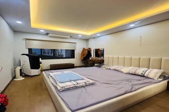Bán Nhà Phố Trương Định, Hoàng Mai - 44m2, 5 Tầng, Giá 10 Tỷ