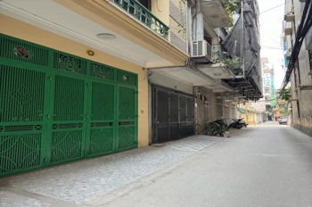 Bán nhà phố Thái Thịnh, Đống Đa - 52m2, 5 Tầng, Mặt Tiền 4.5m - Giá 25.9 Tỷ