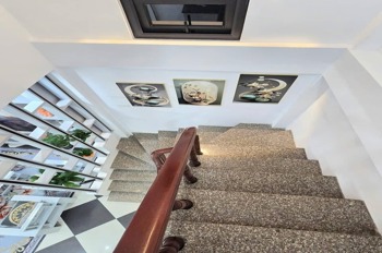 Bán nhà phố Hoàng Mai, 5 tầng, 30m2 - 6.68 tỷ - 0937.158.386