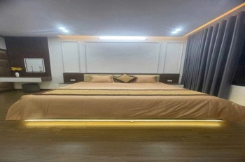 Vương Thừa Vũ - Mặt Phố Kinh Doanh 7 Tầng - Giá Tốt