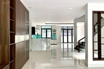 Nhà phố biệt lập 6.5m hoàn thiện đẹp, giá tốt - Toàn Trần Villas