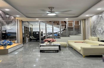 Bán nhà Hoàng Mai, Lô Góc, Nở Hậu, Full Nội Thất - 8 tỷ