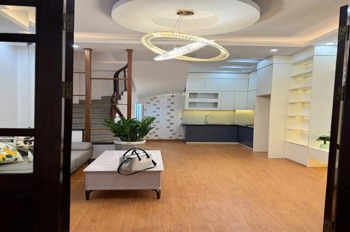 Bán nhà Mỹ Đình 5 tầng, Full Nội Thất, Vị Trí Đắc Địa - Giá 7 Tỷ