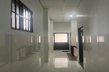 Nhà 2 Tầng, 3PN, Giá 4.3 Tỷ - Nguyễn Xiển, Quận 9 - Vị Trí Đắc Địa