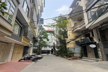 Bán nhà riêng 4 tầng, 48m2, mặt tiền 5m tại Cầu Giấy - Giá 9.4 tỷ TL