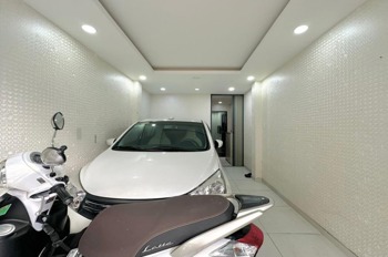Xe Hơi Vào Nhà - Bán Nhà Đẹp 4 Tầng, Phan Xích Long, 8.5 Tỷ