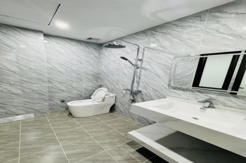 🏡 Nhà phố 5 tầng, mặt tiền 6.7m, thang máy, Cầu Giấy - 9.55 tỷ