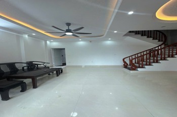Bán Nhà Thanh Am 5 Tầng - 85m² - Mặt Tiền 6.2m - Giá 6.58 Tỷ