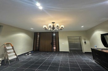 Bán nhà Tứ Liên 70m2 x 6 tầng, thang máy, lô góc 3 thoáng, gần ô tô