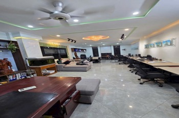 Bán nhà liền kề chân chung cư Tô Hiệu, Hà Đông - 61m2, 5 tầng, thang máy, KD tốt, giá 16.5 tỷ