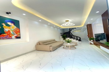 Bán Gấp Nhà Lô Góc Mỹ Đình: 40m2, 6 Tầng, Ô Tô Đỗ Cửa, Giá 7 Tỷ