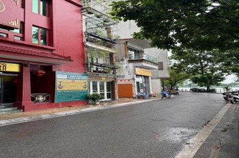 Bán đất mặt phố - View Hồ Tây - Pháp lý đầy đủ - Giá Tốt