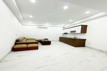 Nhà Linh Quang Đẹp 8PN, Ngõ Thông, 15m Oto - Đống Đa | Giá Tốt