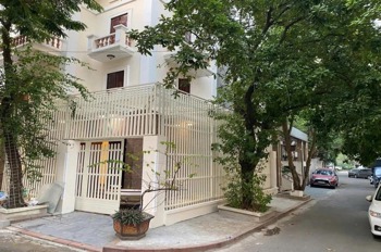 Biệt Thự Mỹ Đình 176m2 - 5 Phòng Ngủ - Giá 125 Tỷ - Sổ Đỏ Chính Chủ