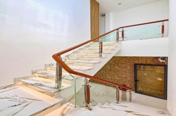 Nhà Phố Cao Cấp Hoàng Sâm - Nghĩa Đô, Cầu Giấy: Giá 30 Tỷ, Diện Tích 80m²