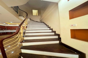 Bán Nhanh Nhà Kẻ Vẽ, Đông Ngạc: 77m2, 4 Tầng, Giá 10.8 Tỷ - Vị Trí Đắc Địa