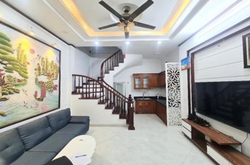 Bán Nhà 5 Tầng, Giá 15 Tỷ - Văn Cao, Ba Đình, Hà Nội - Diện Tích 45m2, Thiết Kế Hiện Đại