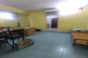 Bán Căn Hộ Tập Thể Láng Hạ, Đống Đa - Vị Trí Đẹp, Giá Tốt