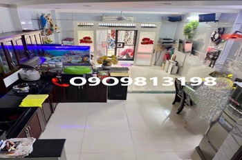 Bán Nhanh Nhà Quận 1, SHR, 3 Tầng, Giá Tốt