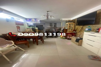 Nhà Quận 1 - Bán Nhanh Khu VIP, SHR 3 Tầng, Giá Tốt