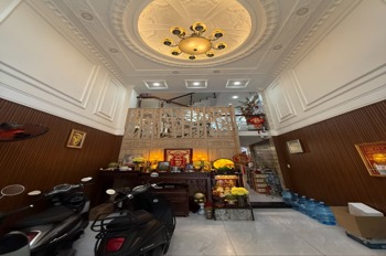 Bán nhà mặt tiền 100m² - 4 tầng - Giá 13.7 tỷ - Tân Phú
