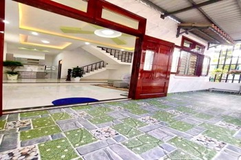 Bán Nhà Đẹp Hoàng Quốc Việt, Nghĩa Đô - 11 Tỷ, 60m², 5 Tầng, Full Tiện Ích