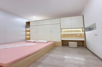 Bán Căn Hộ 70m2, Full Nội Thất, Lô Góc, Phố Vũ Ngọc Phan, Đống Đa - Giá 3.79 tỷ
