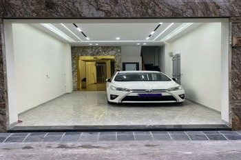 Nhà Lô Góc Nguyễn Văn Cừ - 40m2 - Kinh Doanh Đỉnh Cao - Giá 12 Tỷ