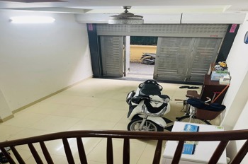 Bán Nhà Hoàng Quốc Việt - Cầu Giấy - Ngõ Thông - Oto Vào - Giá 16.9 Tỷ