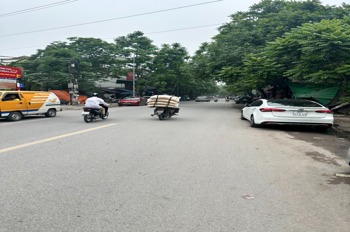 Nhà Phố 5 Tầng Thang Máy Dương Văn Bé - Vị Trí Vàng - Giá Tốt
