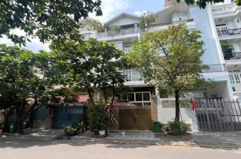 Biệt Thự VIP Làng Báo Chí Thảo Điền - Quận 2: Vị Trí Đắc Địa, Giá Tốt